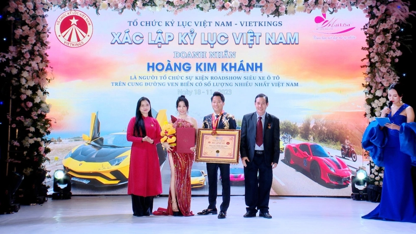 Doanh nhân hoàng kim khánh đạt kỷ lục roadshow dàn siêu xe đường biển dài nhất việt nam - 4