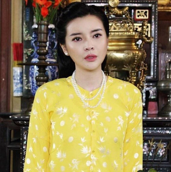 Nhật kim anh đích thị là nữ hoàng áo bà ba của vbiz - 19