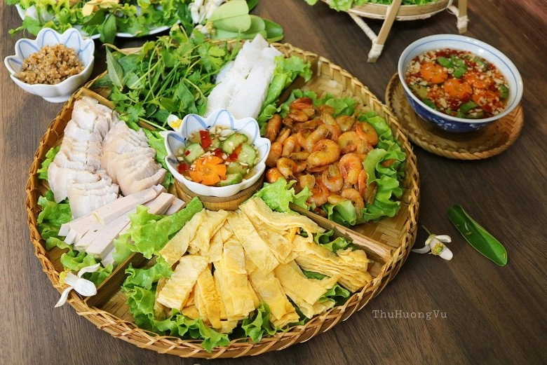 Bún cuốn tôm thịt tươi ngon lại chẳng khó làm khách đến nhà phải mê mệt vì hấp dẫn - 4