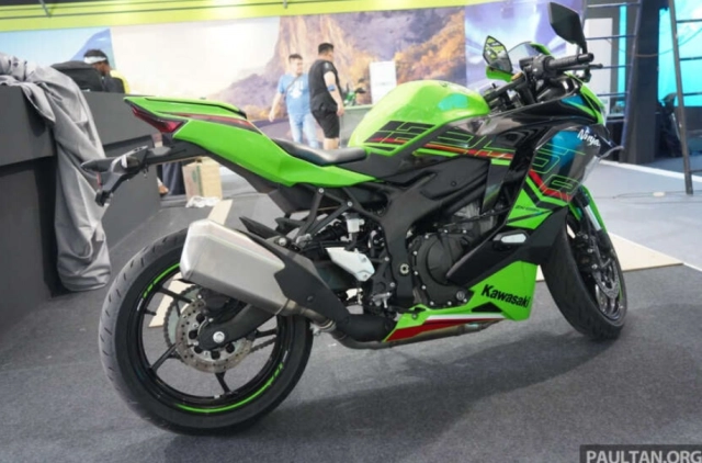 Chi tiết kawasaki ninja zx-25r 2023 ra mắt tại malaysia với 2 phiên bản - 6