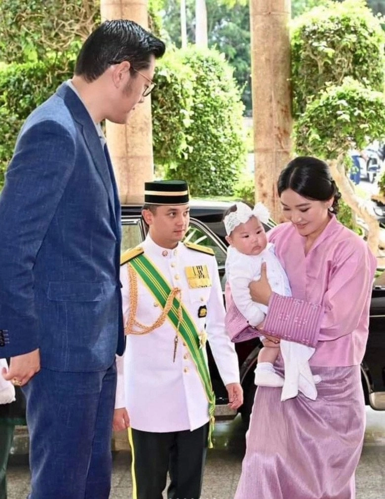 Hoàng hậu bhutan tái xuất sau sinh lần 3 sắc vóc mẫu nghi thiên hạ đẹp nhất châu á là đây - 4