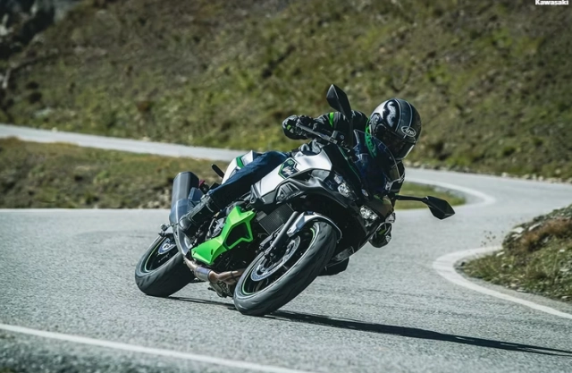 Kawasaki ninja 7 hev - mẫu sportbike hybrid đầu tiên trên thế giới - 2