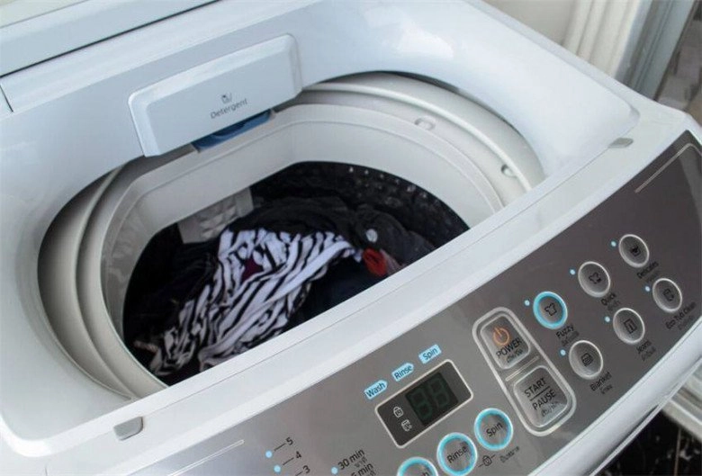 Khối lượng giặt ghi trên máy giặt là quần áo khô hay ướt nhân viên bán hàng sẽ không nói cho bạn biết - 2