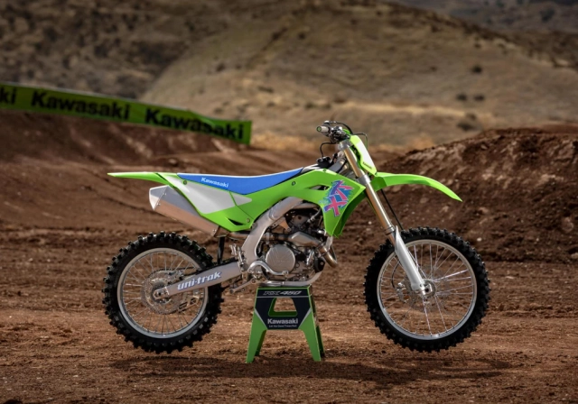 Kx450 50th anniversary edition thiết kế đặc biệt kỷ niệm hơn 50 năm huyền thoại đường đất - 3