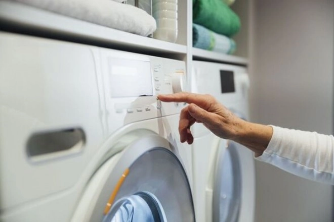 Trên máy giặt có một nút bí mật chạm một cái giúp cắt giảm 62 tiền điện - 1
