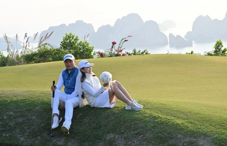 Vân hugo là cô dâu độc nhất vô nhị ra sân golf chụp hình cưới với bộ váy không ai đụng hàng - 3