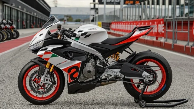 Đánh giá aprilia rs660 extrema 2024 - 1