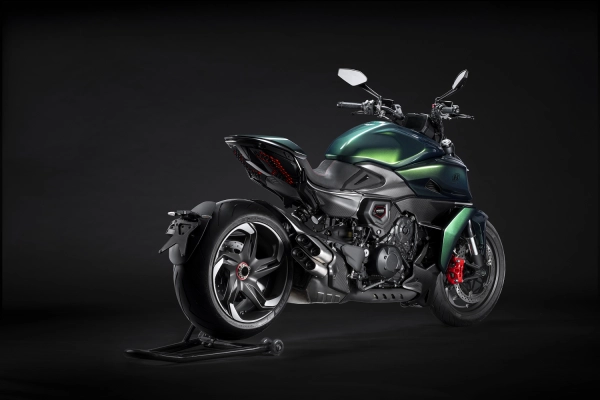 Ducati diavel for bentley bán hết hàng dù được xem là chiếc xe mô tô đắt nhất năm 2023 - 4