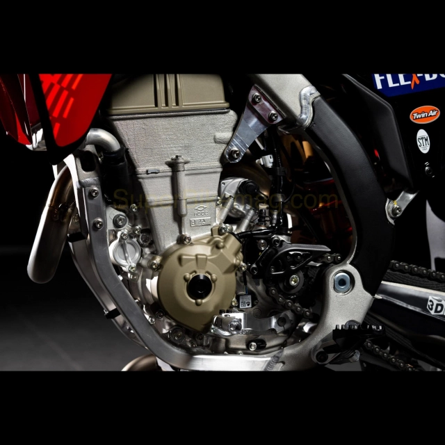 Ducati giới thiệu factory mx team và nguyên mẫu desmo450 mx - 7