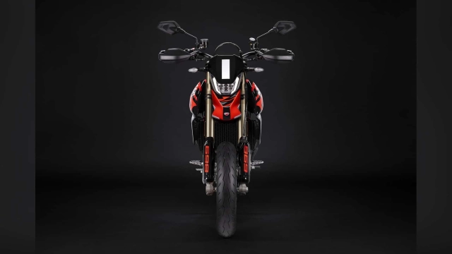 Ducati hypermotard 698 mono liệu có phải là mẫu xe đẹp nhất năm 2023 - 7