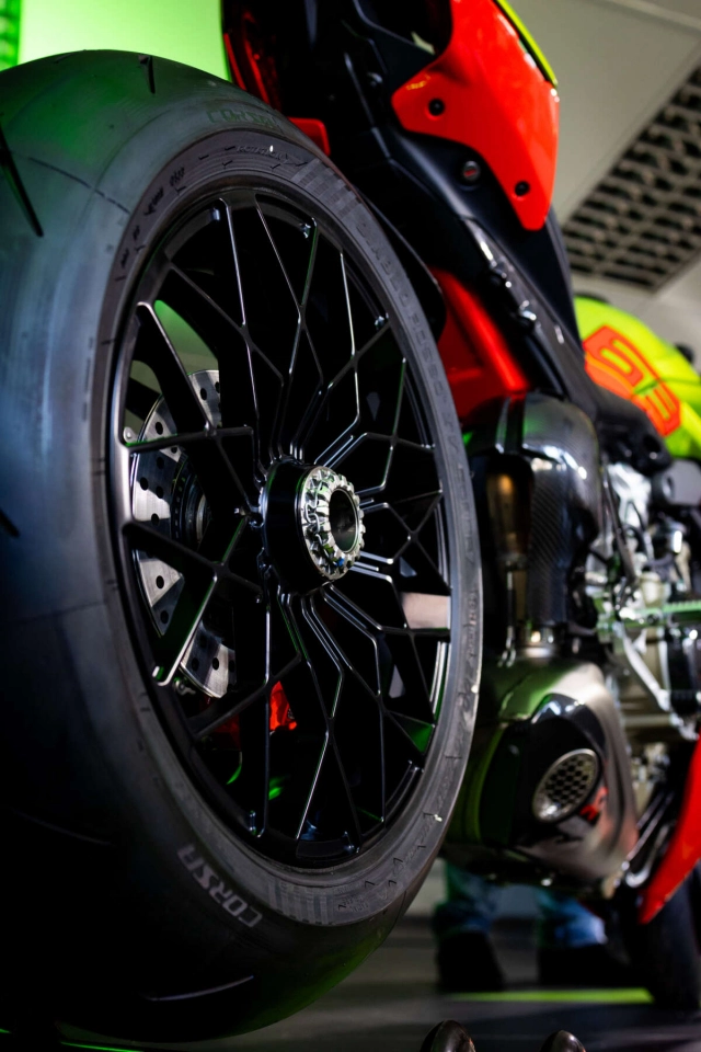 Ducati streetfighter v4 lamborghini đã có mặt tại châu á hơn 2 tỷ đồng - 12