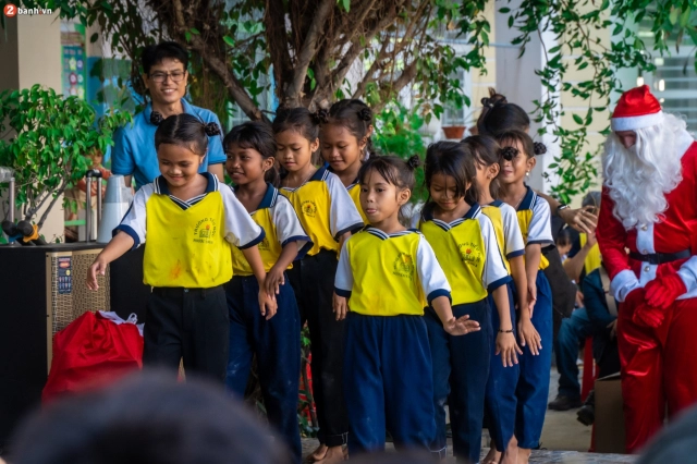 Hành trình thiện nguyện vì con chữ cho các em học sinh khó khăn của đoàn xe mô tô phân khối lớn - 25