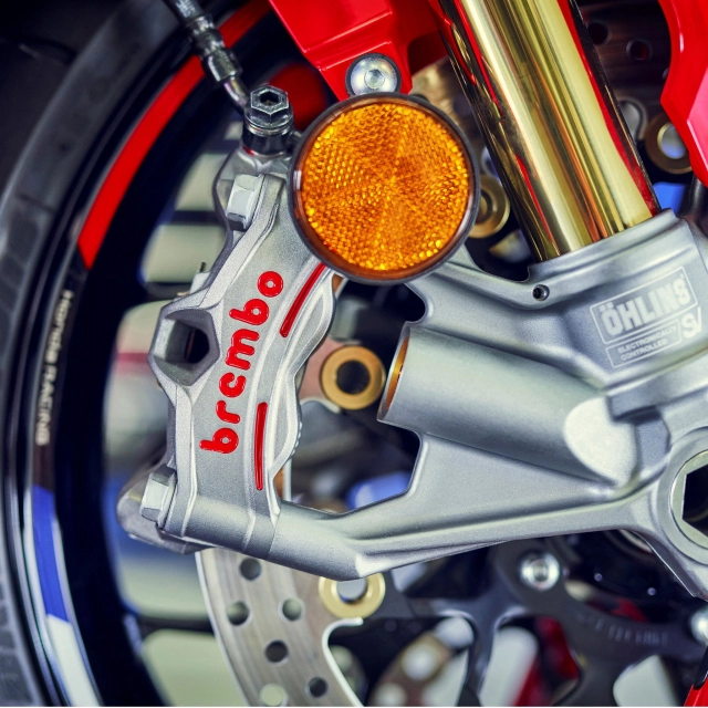 Honda cbr1000rr-r fireblade sp 2024 được trang bị công nghệ ohlins smartec3 thế hệ thứ 3 - 3