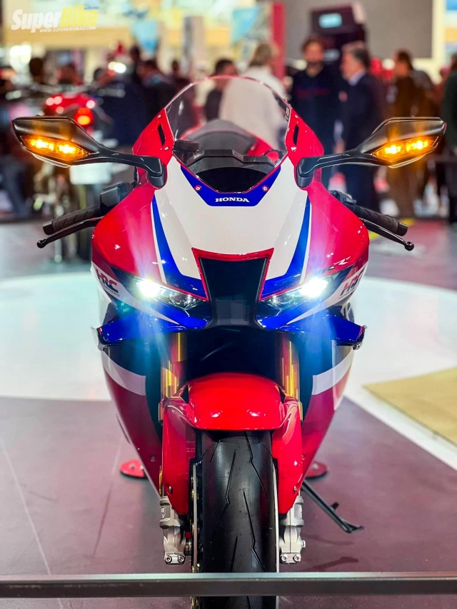 Honda cbr1000rr-r sp 2024 trình làng với hàng loạt nâng cấp đáng giá - 16