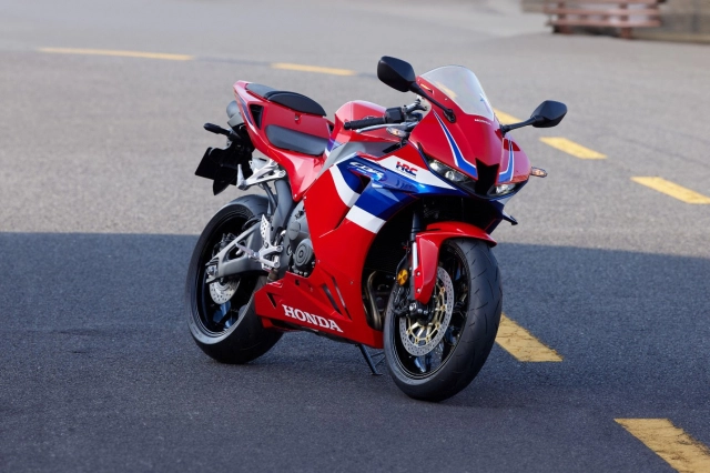 Honda cbr600rr 2024 ra mắt màu sắc mới với giá thấp hơn - 5