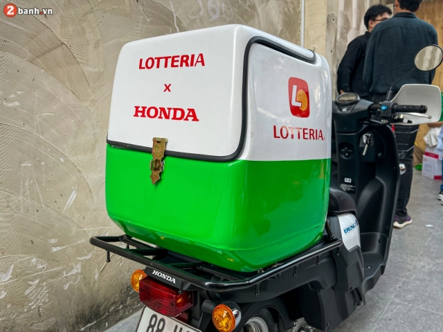 Honda việt nam bàn giao hàng trăm xe điện benly e cho lotteria để giao gà - 25