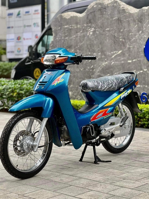 Honda wave hơn 20 tuổi có giá bán gần 1 tỷ vì số khung số máy trùng biển ngũ quý 8 - 4