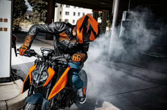 Ktm 390 duke 2024 và 250 duke 2024 được nâng cấp kiểu dáng khung gầm cho năm mới - 1