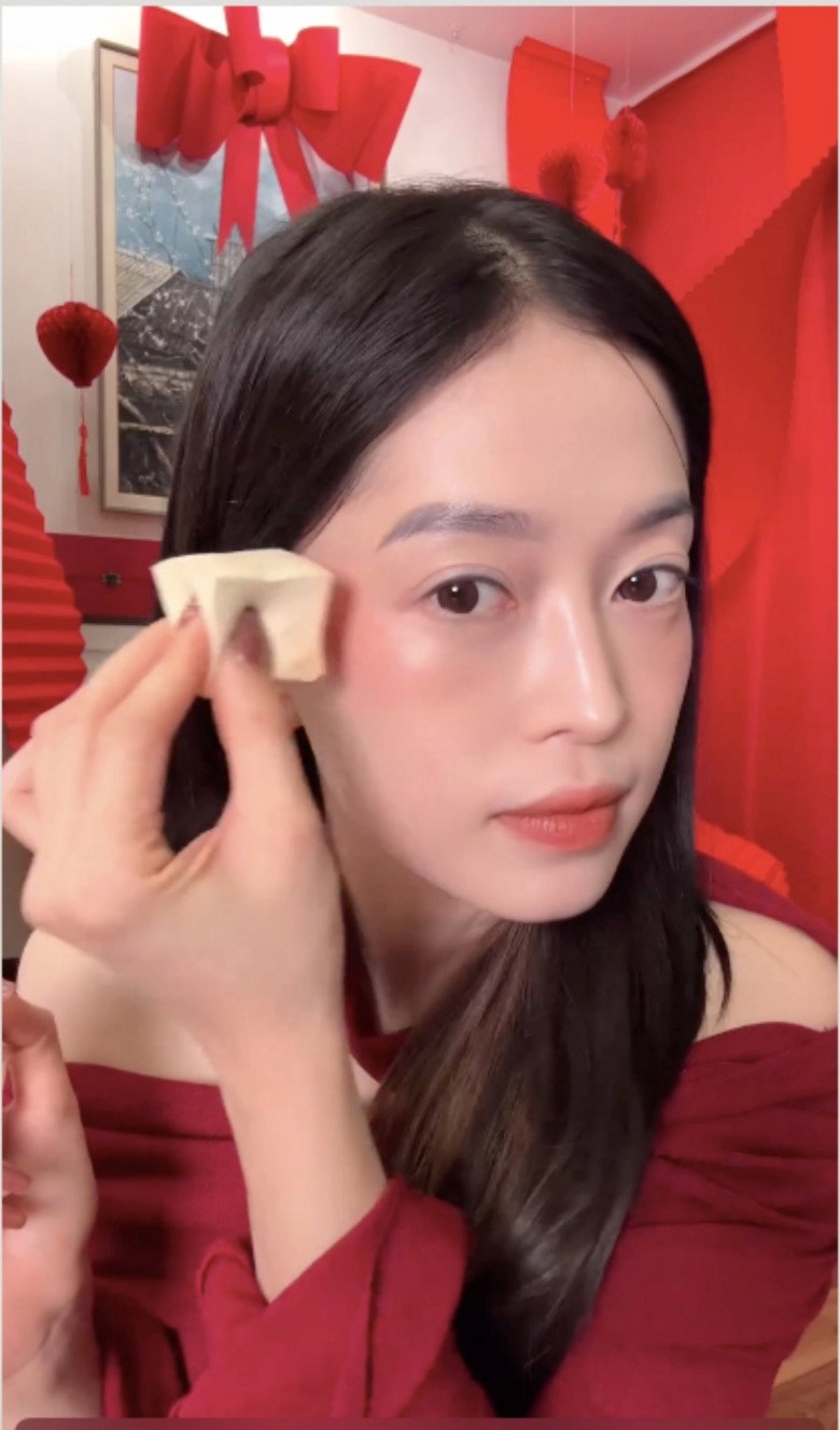 Lười tô vẽ rườm rà á hậu phương nga khai sáng cách make-up không kem nền vẫn bóng như style hàn - 6