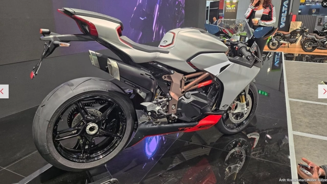 Qjmotor srk 900 rr và srk 1000 rc trình làng - sử dụng công nghệ của mv agusta - 6