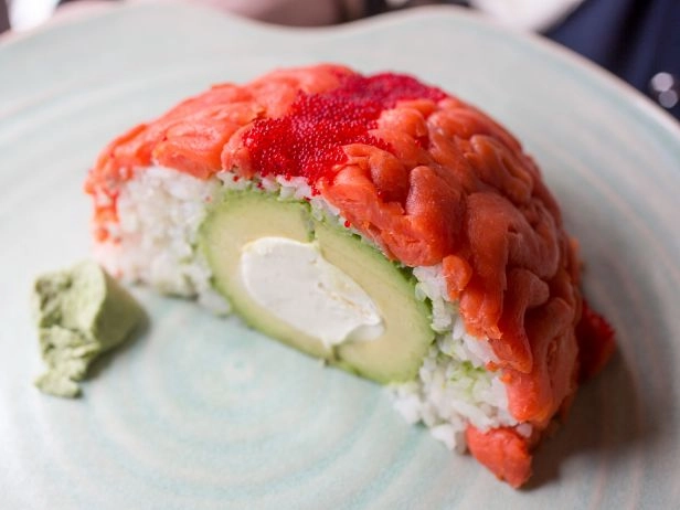 Sushi cá hồi hình bộ não halloween ăn thôi chứ sợ gì - 12