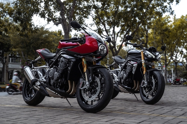 Triumph speed triple rs và speed triple rr giảm giá kịch khung đến 100 triệu đồng - 1