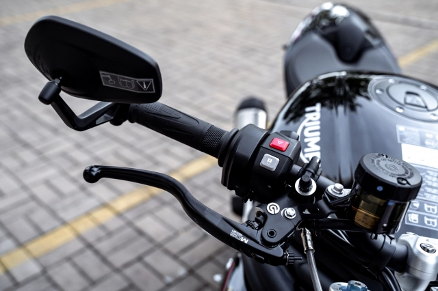 Triumph speed triple rs và speed triple rr giảm giá kịch khung đến 100 triệu đồng - 7