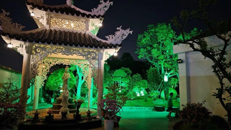 Việt trinh để lộ cơ ngơi đẹp như resort ở bình dương khu vườn tựa chốn bồng lai tiên cảnh - 7