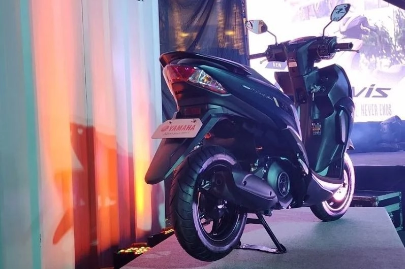 Yamaha mio gravis 2024 là dòng xe tuyên chiếc với honda ab - 3