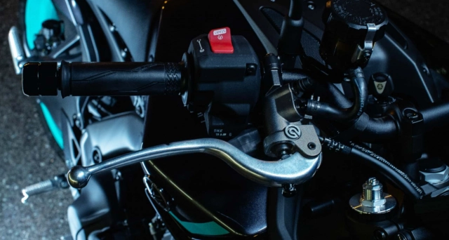 Yamaha mt-09 2024 sở hữu kiểu dáng mới tính năng thể thao hơn và thiết bị điện tử cập nhật - 11