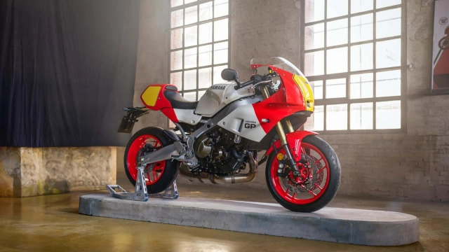 Yamaha xsr900 gp 2024 ngay lập tức thắp lửa trong lòng người hâm mộ xe đua motogp - 1