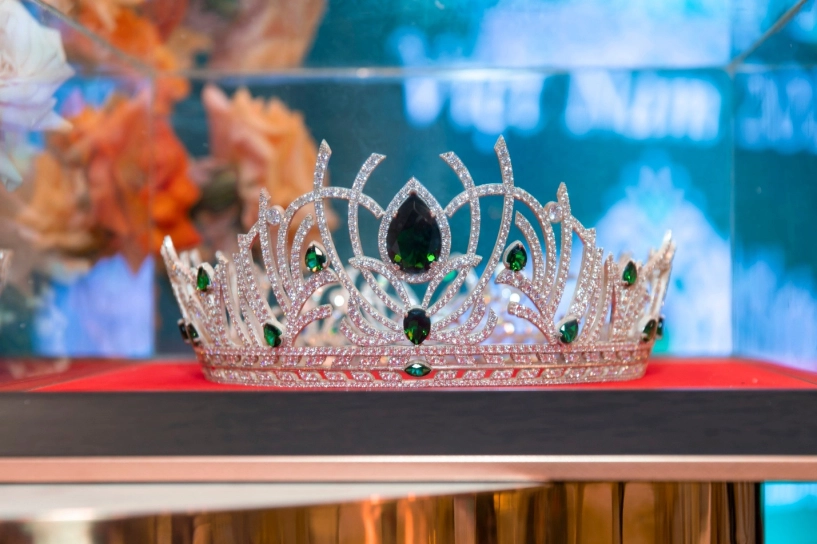 Công bố ba chiếc vương miện hoa hậu đại sứ du lịch việt nam trị giá hơn 5 tỷ đồng - 3