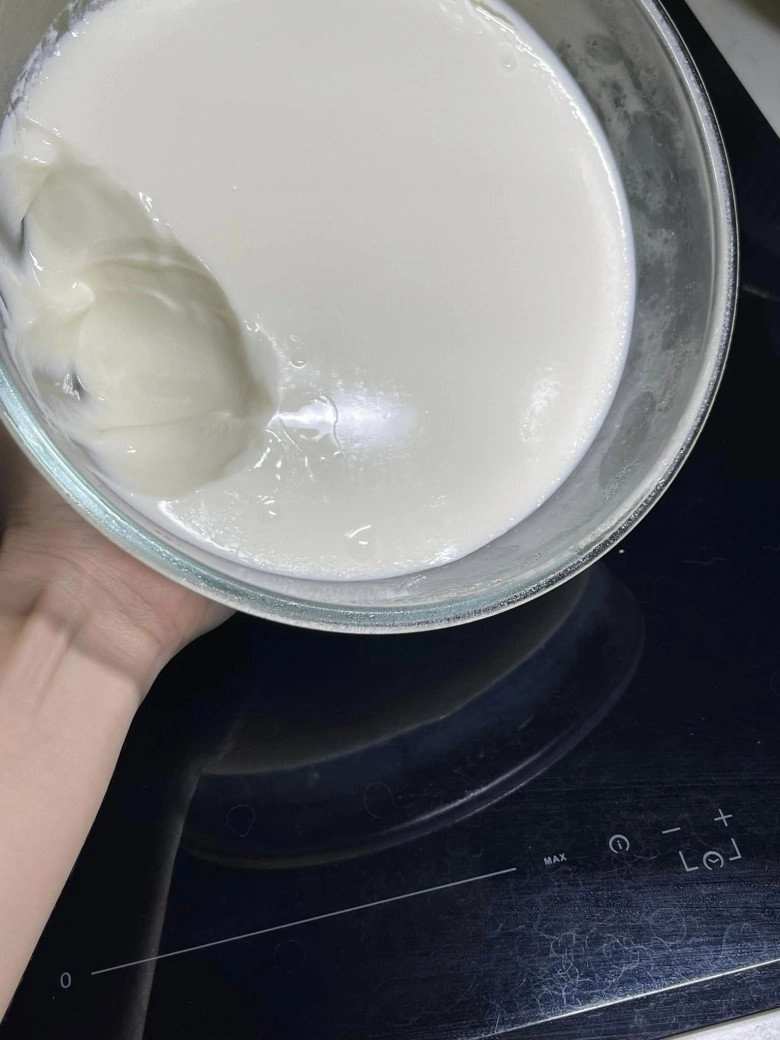 Cách làm sữa chua úp ngược chỉ trong 10 phút mịn mượt núng nính không bị đá dăm - 3