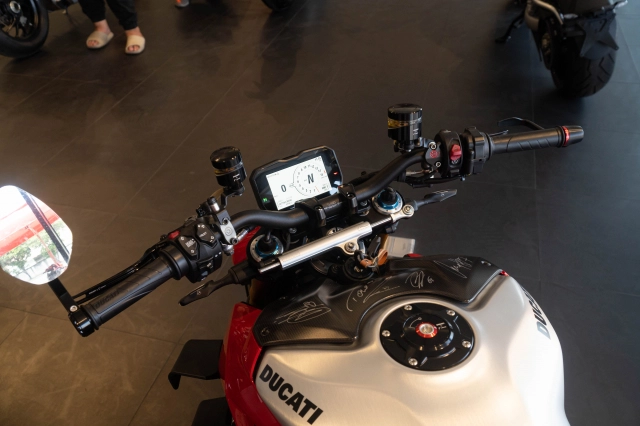 Ducati streetfighter v4 s độ gần 2 tỷ đồng của biker việt sở hữu 4 chữ ký đắt giá - 10