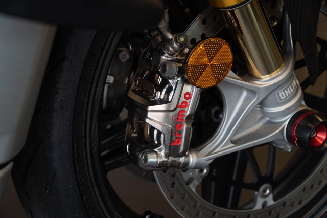 Ducati streetfighter v4 s độ gần 2 tỷ đồng của biker việt sở hữu 4 chữ ký đắt giá - 17
