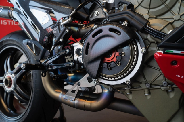 Ducati streetfighter v4 s độ gần 2 tỷ đồng của biker việt sở hữu 4 chữ ký đắt giá - 19