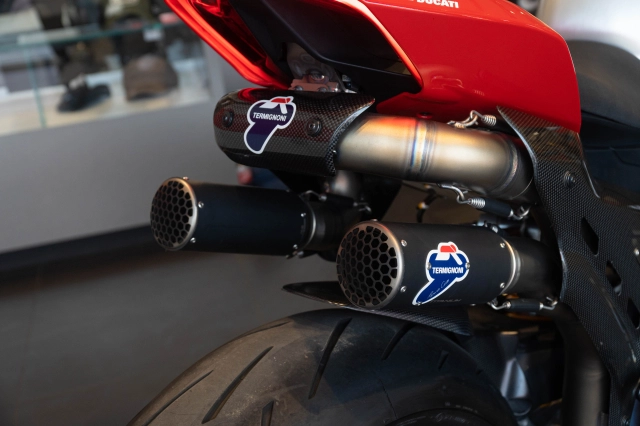 Ducati streetfighter v4 s độ gần 2 tỷ đồng của biker việt sở hữu 4 chữ ký đắt giá - 27