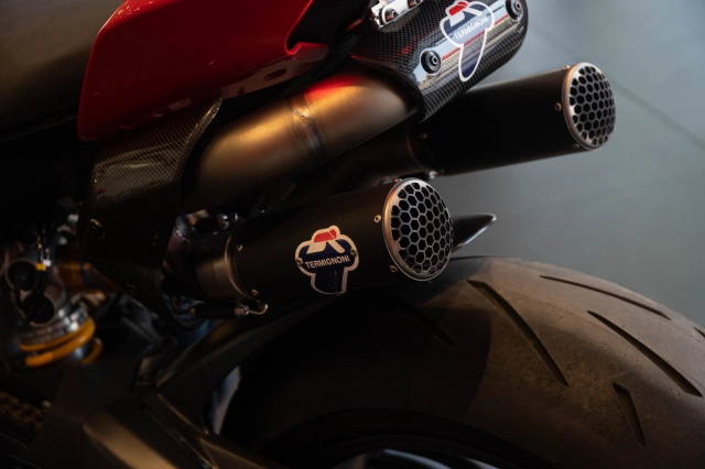 Ducati streetfighter v4 s độ gần 2 tỷ đồng của biker việt sở hữu 4 chữ ký đắt giá - 29