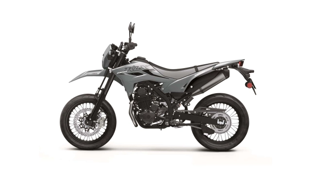 Kawasaki klx230 sm và s 2024 được nâng cấp nhẹ nhàng nhưng cực kì quan trọng - 16