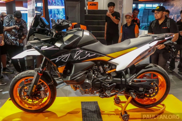 Ktm 890 smt 2024 hiện đã có mặt tại châu á giá từ 500 triệu đồng - 3