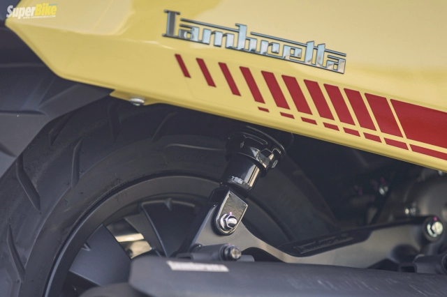 Lambretta x200 lăm le gạt giò vespa sprint bằng dàn chân xịn hơn toàn diện - 13