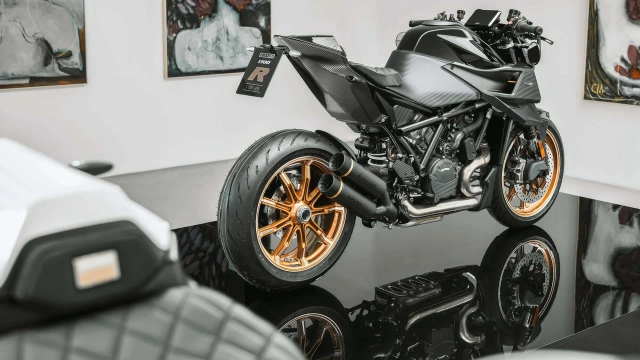 Liệu brabus và ktm có đang phát triển mẫu 1400r mới dựa trên super duke 1390 không - 1