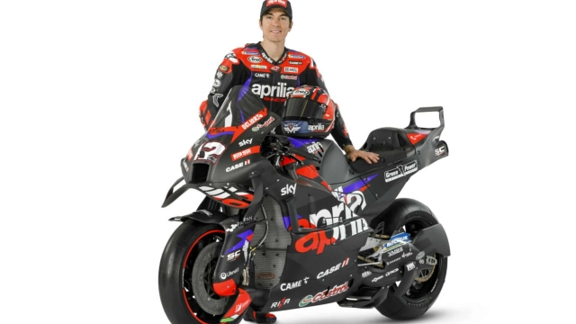 Mãn nhãn với chiếc xe đua aprilia rs-gp24 motogp - 4