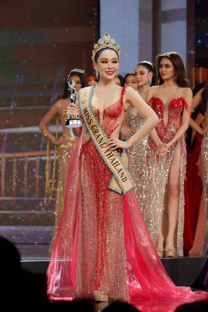 Người đẹp nấm lùn đăng quang miss grand thailand 2024 có một điểm nhiều chân dài ao ước - 3