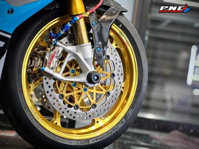 S1000rr độ cực chất trong diện mạo áo đua anpha racing - 10