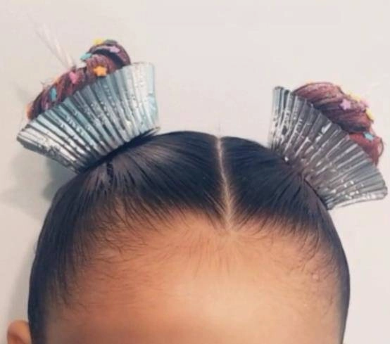 Trường mở cuộc thi tóc xinh cho bé bà mẹ tạo kiểu tóc cho con gái khiến tất cả phụ huynh tròn mắt - 5