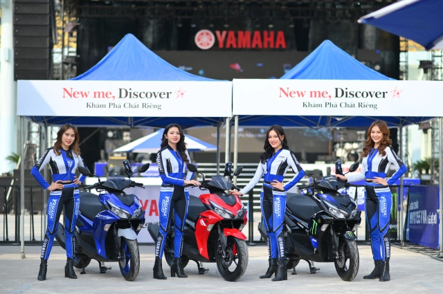 Yamaha nvx 155 vva 2024 trình làng màu sắc mới - 1