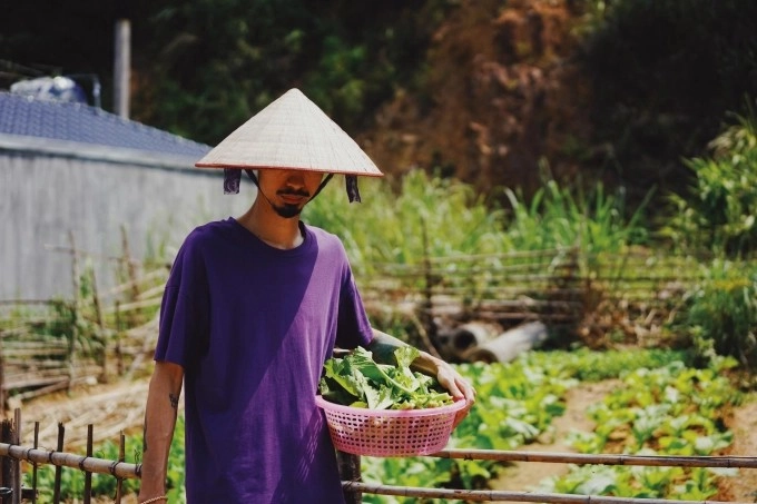 Nhà ở quê của hoàng thùy linh và đen vâu người có biệt thự khủng người giản dị bất ngờ - 18