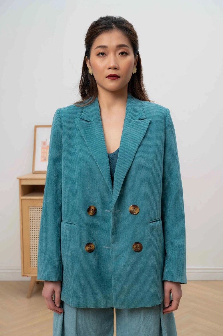 Áo blazer thanh lịch và sang nức nở nhưng đừng sắm 5 kiểu này vì dễ sến sẩm hoá cả bộ đồ - 11