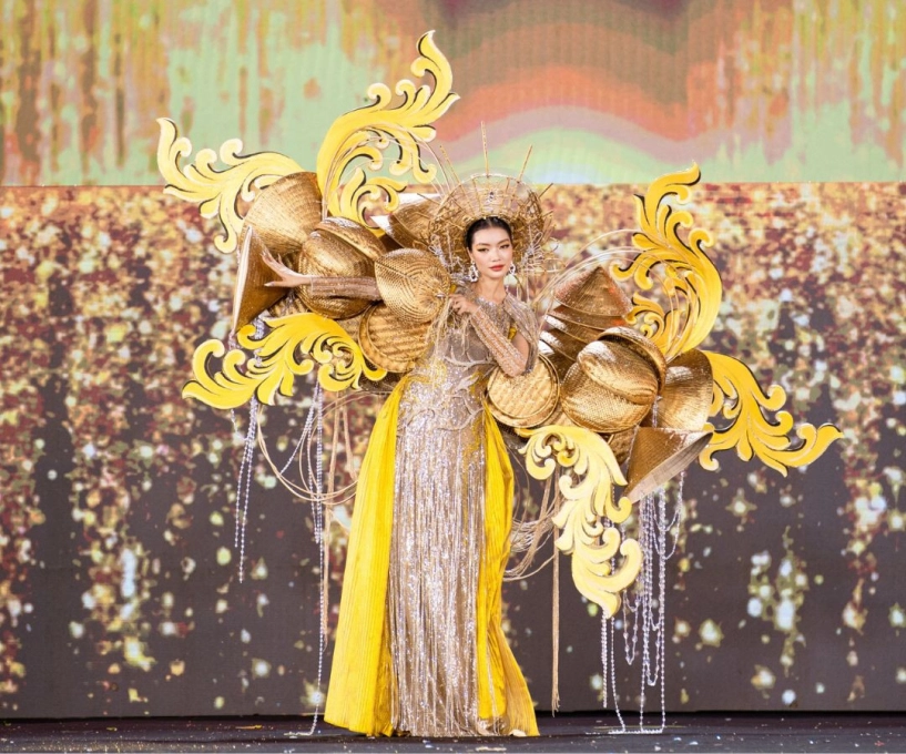 Btc miss grand vietnam xin lỗi thí sinh chao đảo vì đồ cồng kềnh - 17